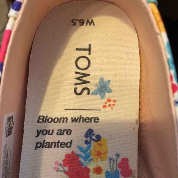 Tom’s Natural Floral Print 6.5 Good Condition - Picture 6 of 7